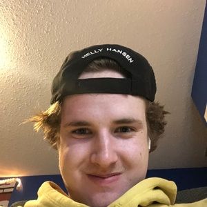 Meet your Posher, Connor